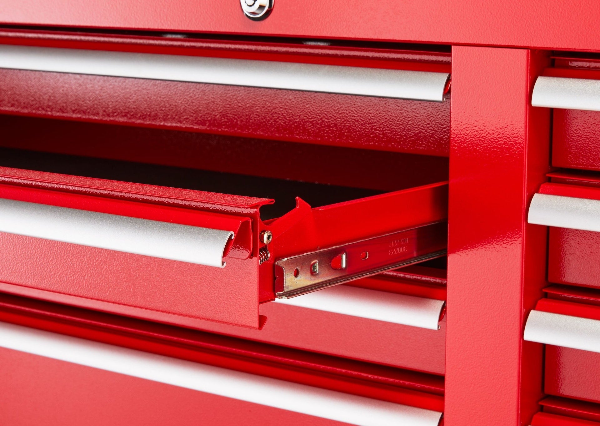 MAXIMUM Tool Storage Cabinet, Built-In Power Bar with USB, 9-Drawer, 47-in, Red